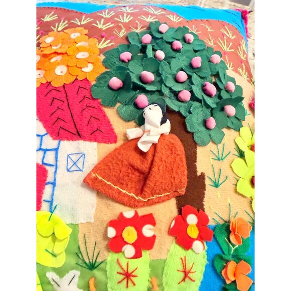 Handmade Peruvian Aspiralla Folk art 3D Embroidered Pillow Whimsical Landscape - Picture 3 of 13